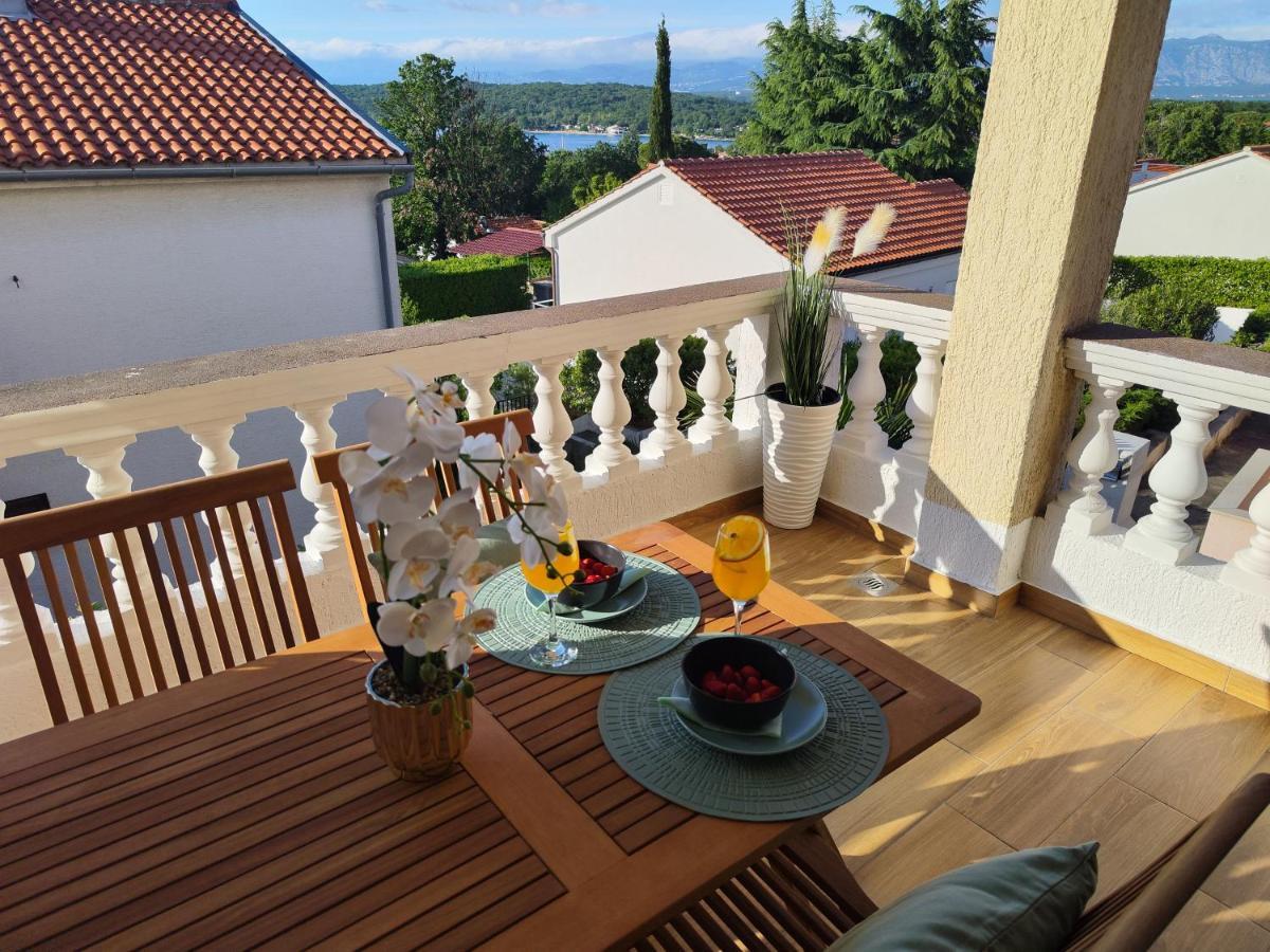 Orhidelia Apartment